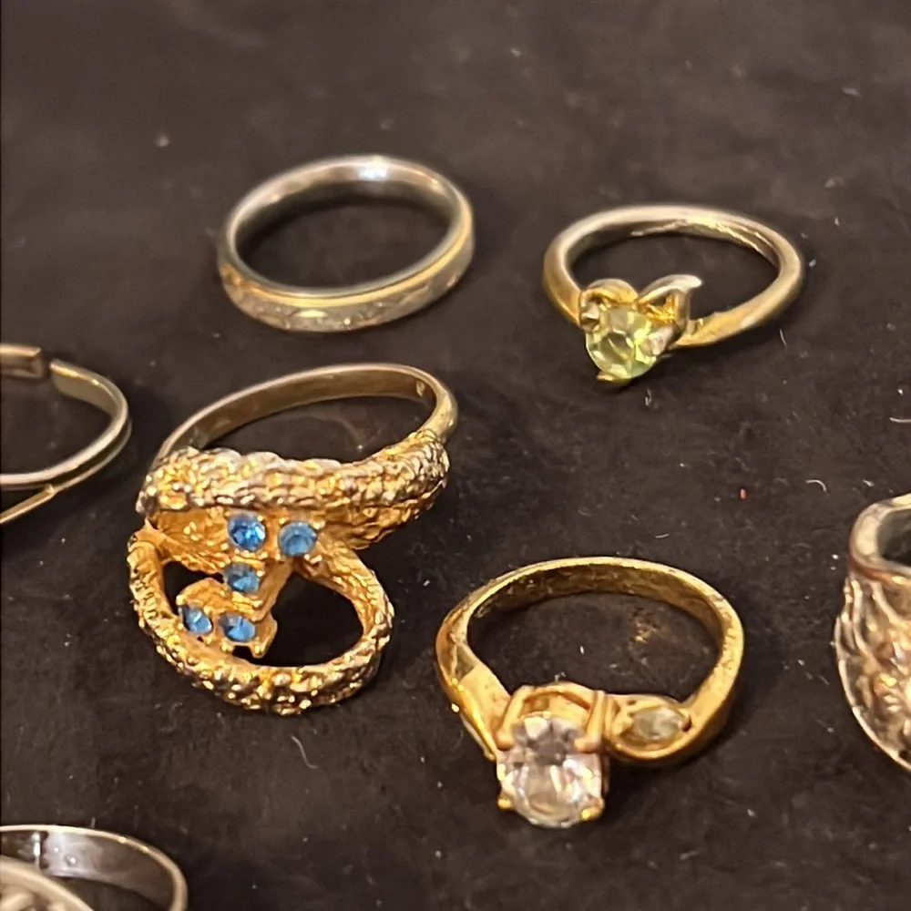 Lot of costume rings including perfume rings